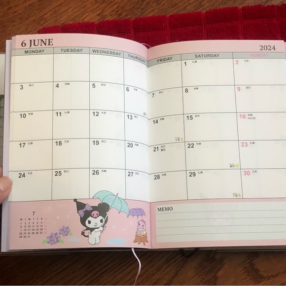 Sanrio KUROMI 2024 Planner BRAND NEW!! - Picture 3 of 6